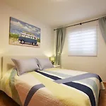 Сasa de vacaciones Book Jet - Sunny With Garden And Wifi *