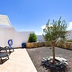 Book Jet - Sunny With Garden And Wifi Сasa de vacaciones