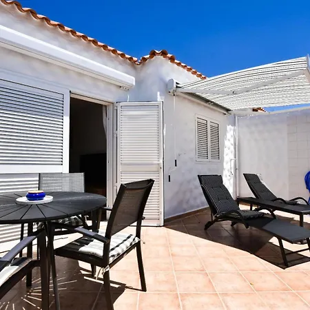 Сasa de vacaciones Book Jet - Sunny With Garden And Wifi