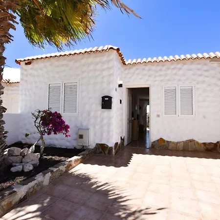 Book Jet - Sunny With Garden And Wifi *