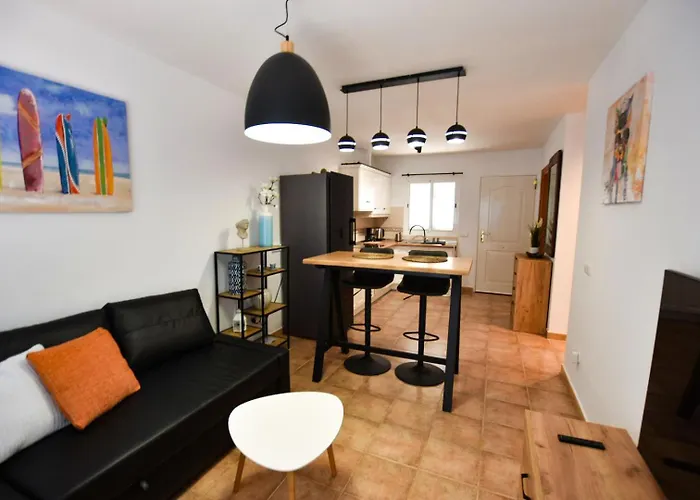 Book Jet - Sunny With Garden And Wifi Tatil Evi *