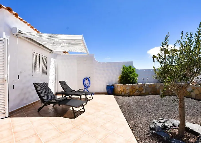 Book Jet - Sunny With Garden And Wifi Tatil Evi *