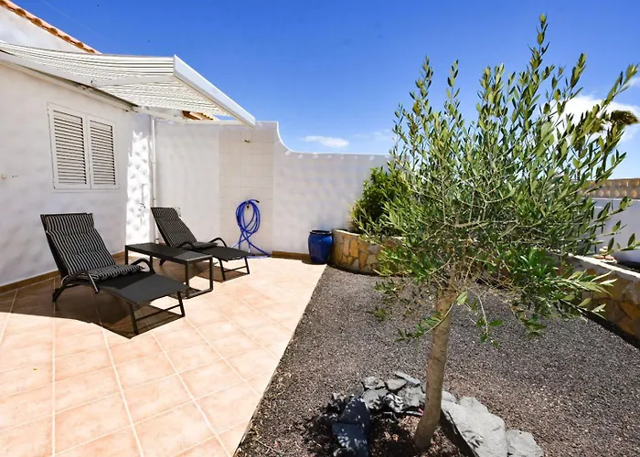 Book Jet - Sunny With Garden And Wifi *