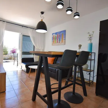 Book Jet - Sunny With Garden And Wifi Holiday home Costa Calma