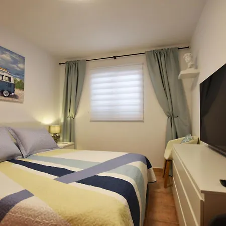 בית נופש Book Jet - Sunny With Garden And Wifi *