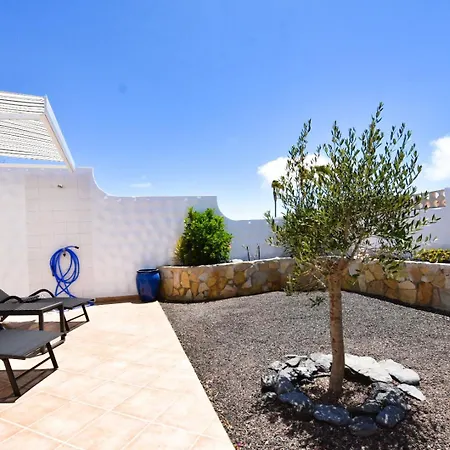 Book Jet - Sunny With Garden And Wifi Casa de Férias